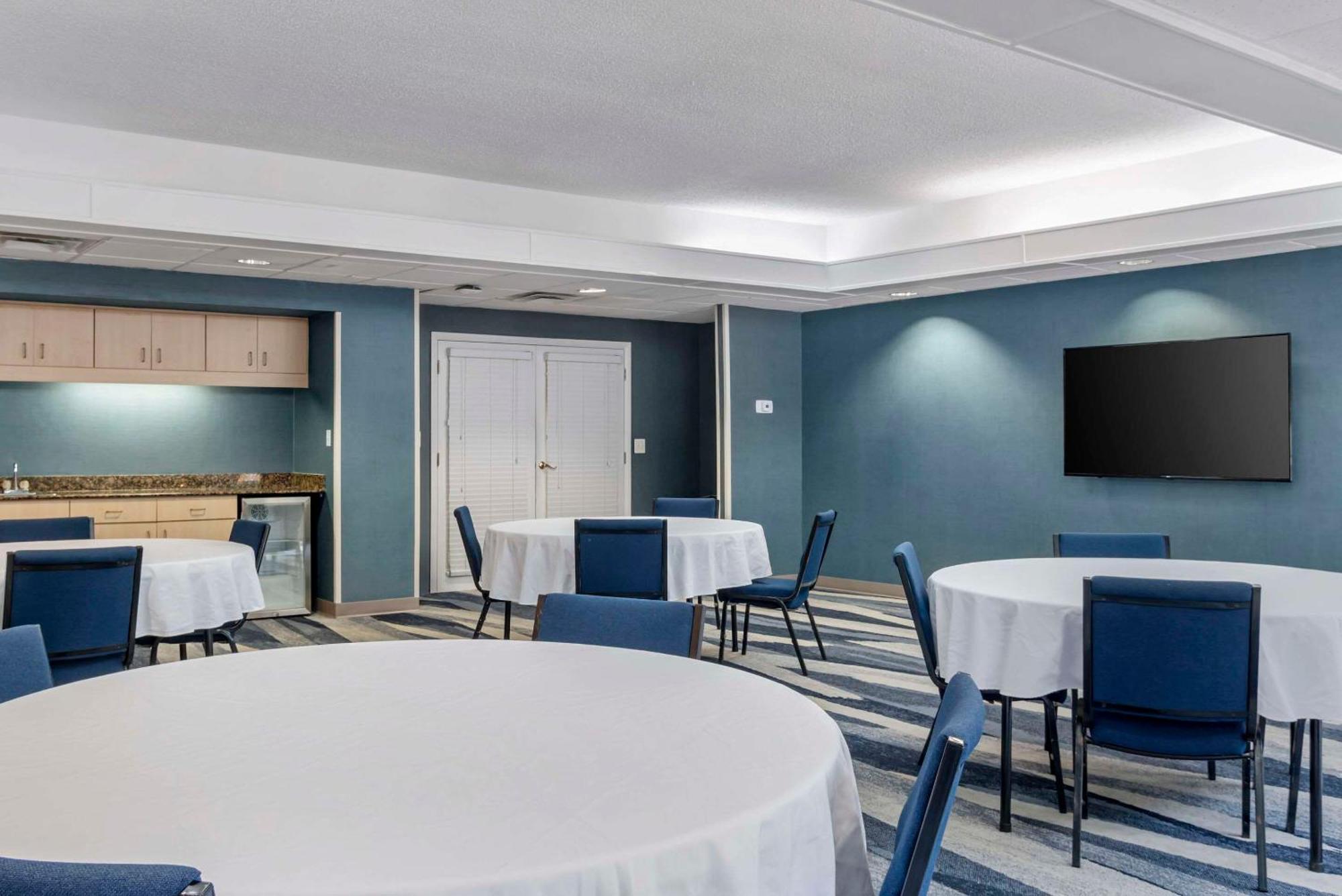 Comfort Suites Gastonia - Charlotte Buitenkant foto