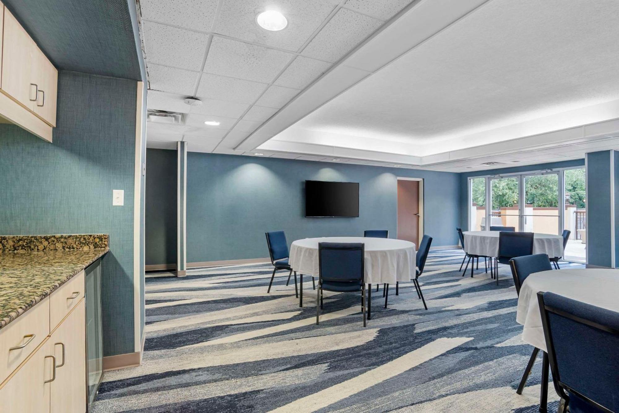Comfort Suites Gastonia - Charlotte Buitenkant foto