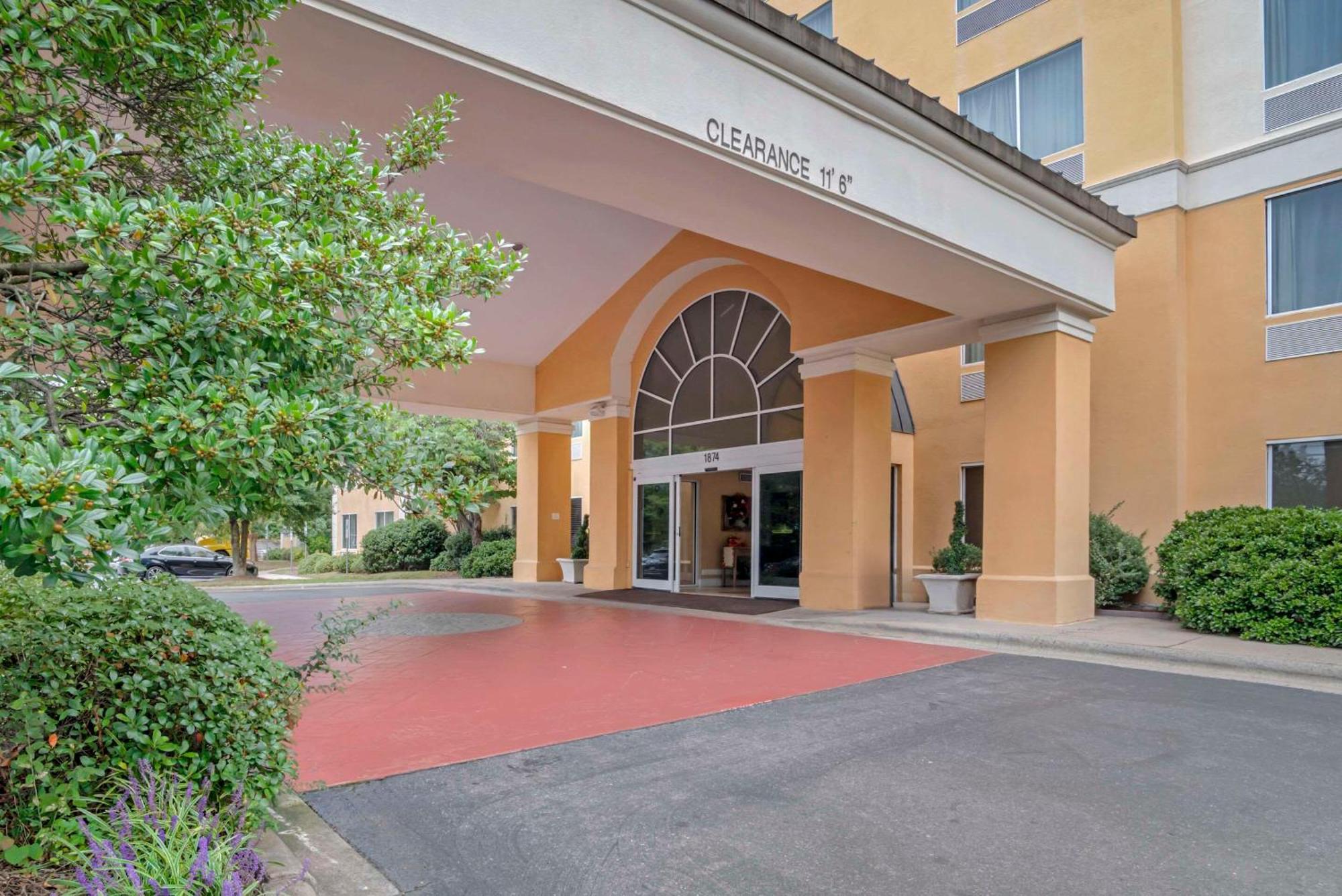 Comfort Suites Gastonia - Charlotte Buitenkant foto